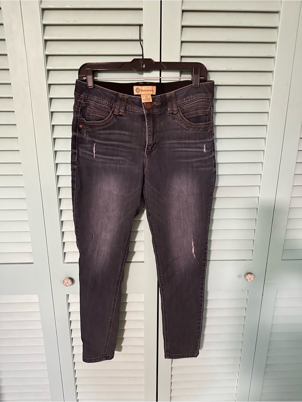 Democracy Women's Charcoal Washed Skinny Jeans